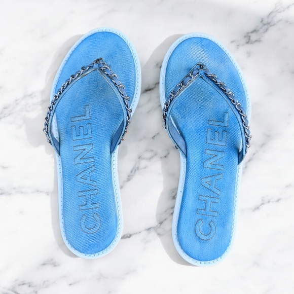 CHANEL CC CHARM DENIM FLIP FLOP WOMEN'S SANDALS - Picture 2 of 13
